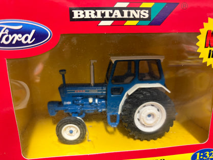 Britains 42197 Ford 7000 Tractor 2007 Version 1:32 Scale – Boxed Obsolete