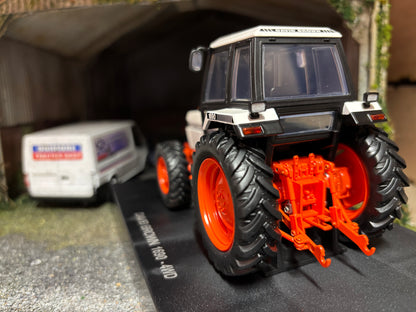 Universal Hobbies David Brown 1690 4wd Tractor BOXED 1:32 scale UH6753