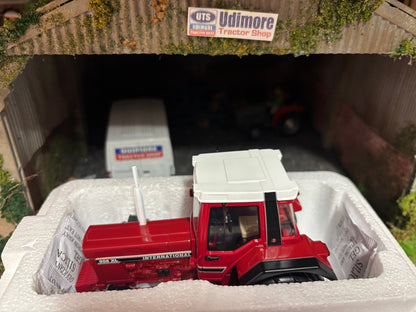 International 956 XL tractor 1:32 scale Schuco New and boxed