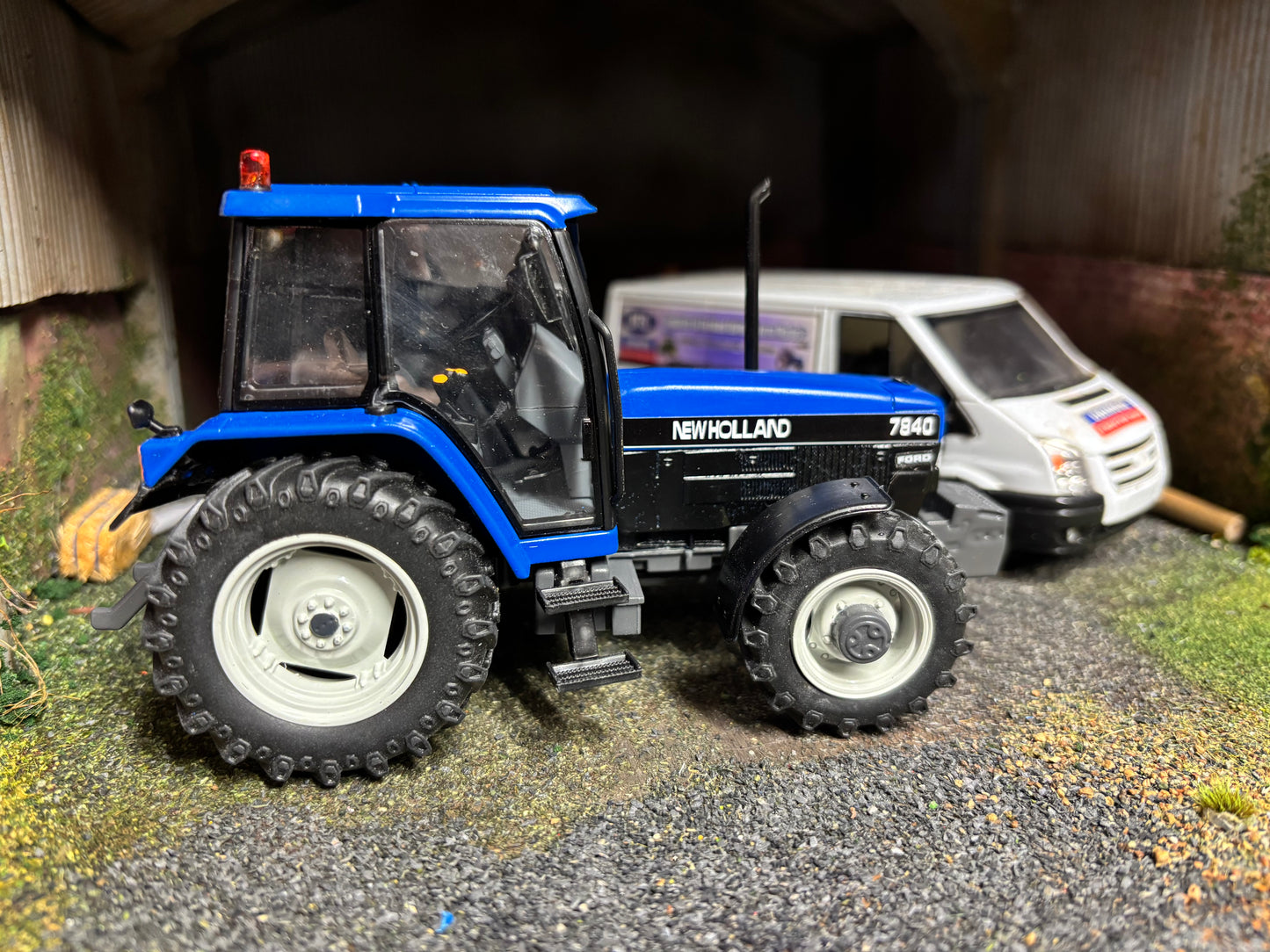 New Holland 7840 Tractor front weight Blue Roof grey chassis Tractor Conversion 1:32 scale