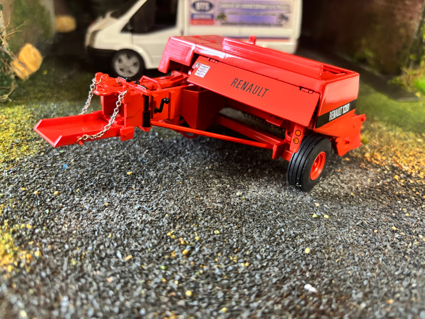REP219 Replicagri Renault 120 Baler 1:32 scale Boxed