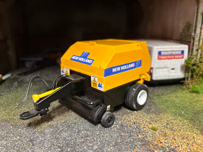 New Holland Round Baler by Rob Neesham 1:32 scale Conversion