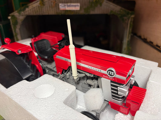 UH2906 Universal Hobbies Massey Ferguson 175 Tractor BOXED 1:16 scale