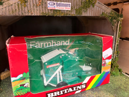Vintage Britains Green Farmhand Round Baler 1:32 scale Obsolete Rainbow box 9532