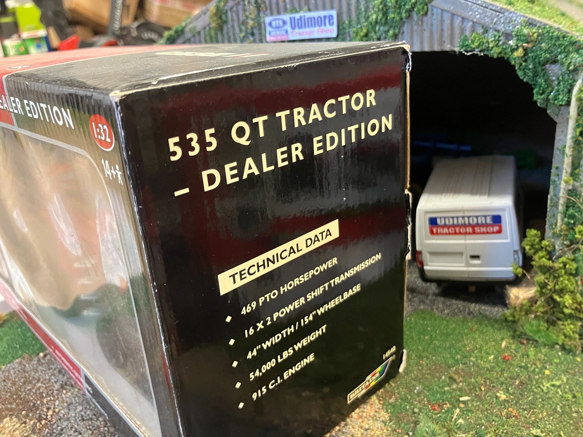 14540 Britains CASE 535 QT Quadtrac 2007 model Tractor 1:32 scale DEALER EDITION ERTL Image 3