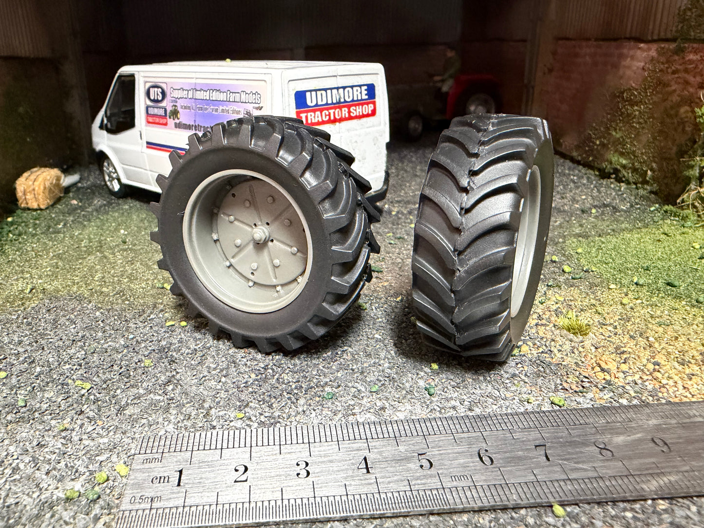 04287 pair of Rear wheels 53mm x 18mm  Artisan32 farm machinery 1:32 scale