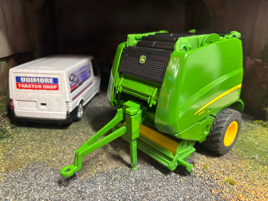 John Deere 990 Round baler 1:32 scale boxed Siku 2465
