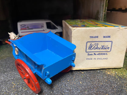 9505 Vintage Britains Tumbrel Cart with plastic horse 1:32 scale obsolete RARE BOX version