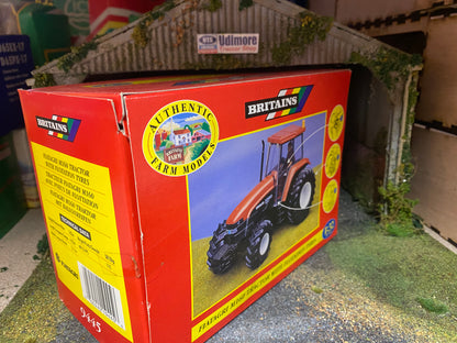 Britains New Holland Fiatagri M160 Floatations Tractor 9445 1:32 scale obsolete