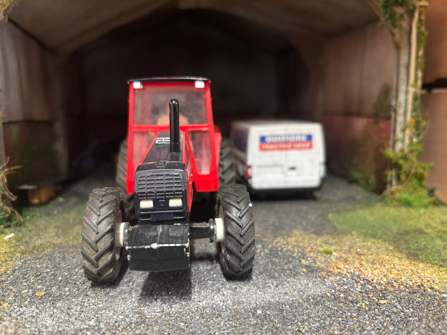 Britains Volvo BM Valmet 805 Tractor obsolete VINTAGE 1:32 scale