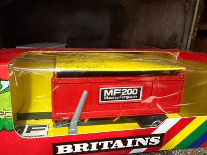 Vintage Britains Massey Ferguson MF200 Tipping Trailer 9572 Original Rainbow Box Obsolete 1:32 Scale