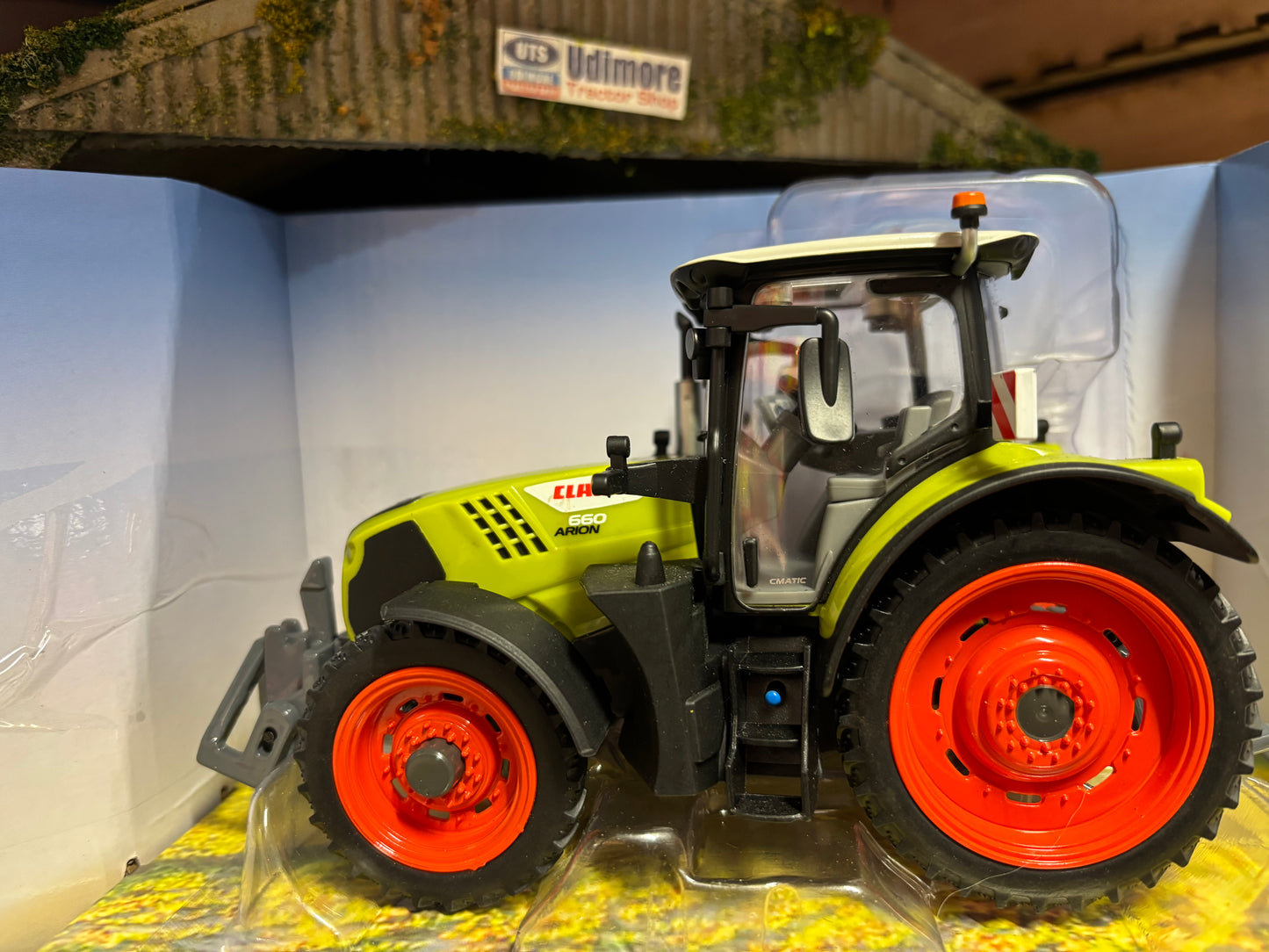Claas Arion 660 Tractor Conversion Row crops narrow wheels 1:32 scale