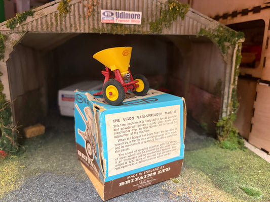 Vintage Britains Vicon Vari Spreader 9538 First Edition Box Obsolete 1:32 Scale