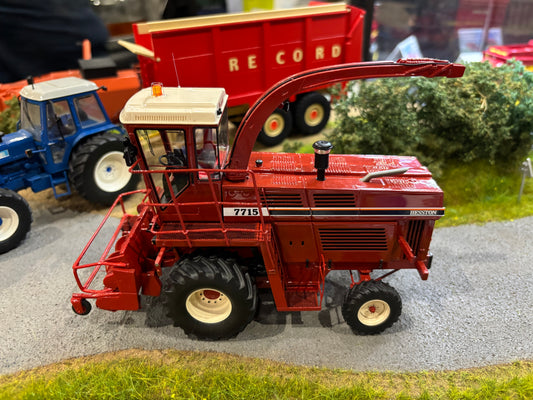 Pre Order FIATAGRI 7715 Heeston Forage Harvester Limited Edition Stunning in 1:32 scale VKA Models