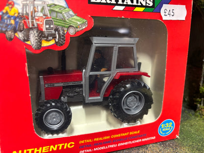 9502 Britains Massey Ferguson 362 Tractor in original  Box obsolete VINTAGE