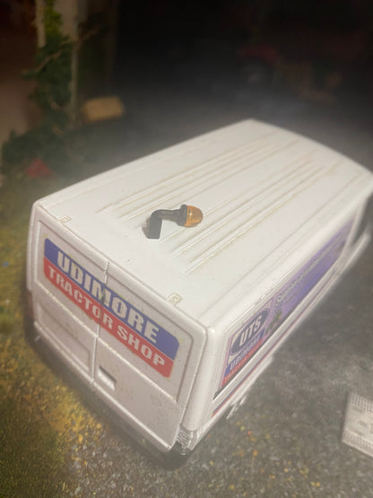 Beacon light tractor truck 1:32 scale Curraghee type 2