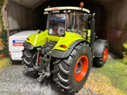 Wiking Claas Axion 850 tractor 1:32 scale Boxed OBSOLETE