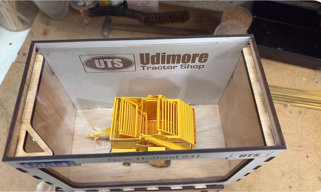 MAP Miniagripassion New Holland 841 Baler Yellow Version Scratch-Built UTS Exclusive – 1:32 Scale – COLLECTION ONLY