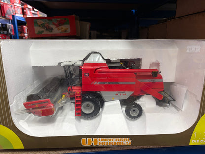 RARE UH2662 Massey Ferguson 7245 Activa Combine Harvester Universal Hobbies 1:32 – Obsolete