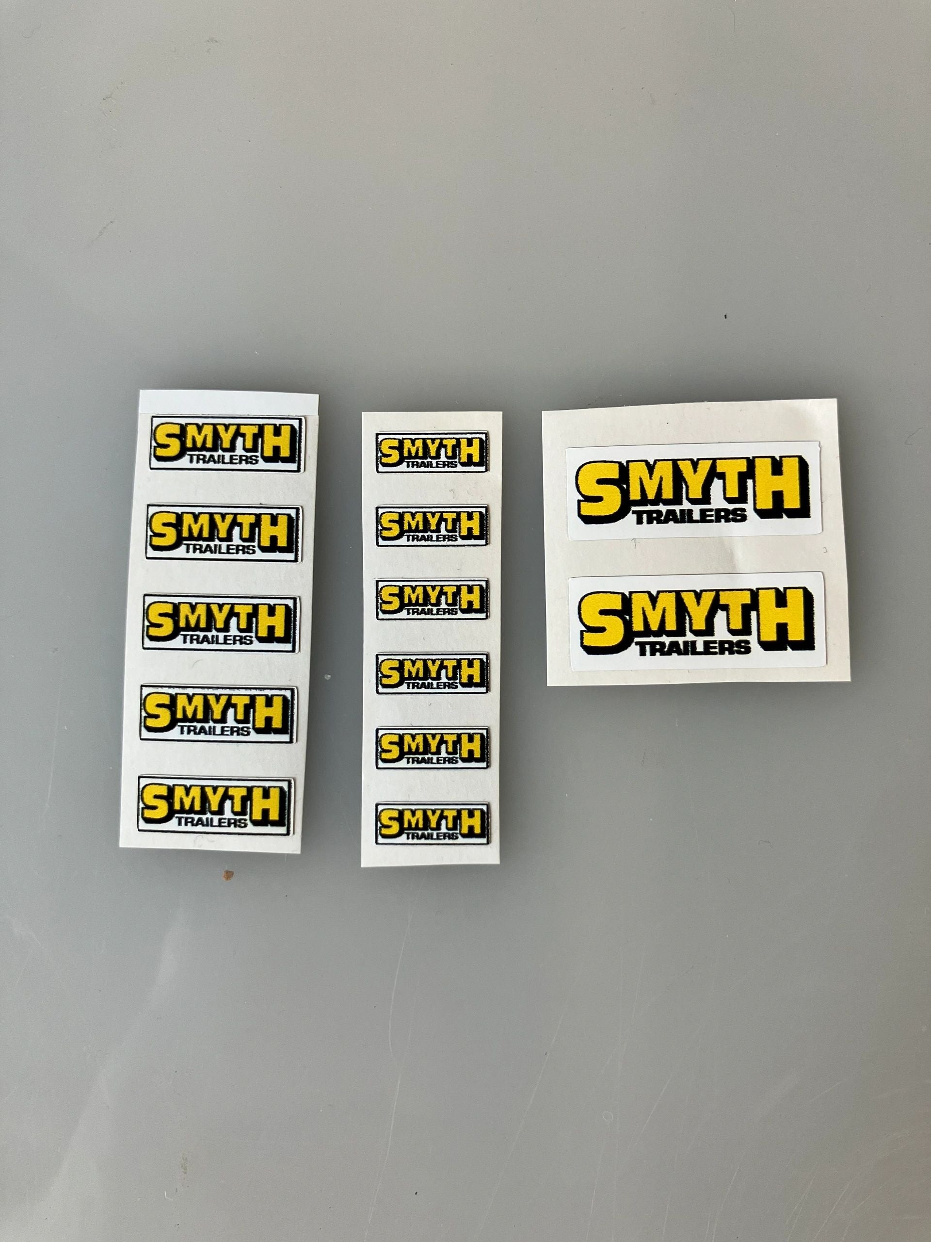 1:32 scale High quality vinyl 13 sticker set x Smyth trailer machinery decals Image