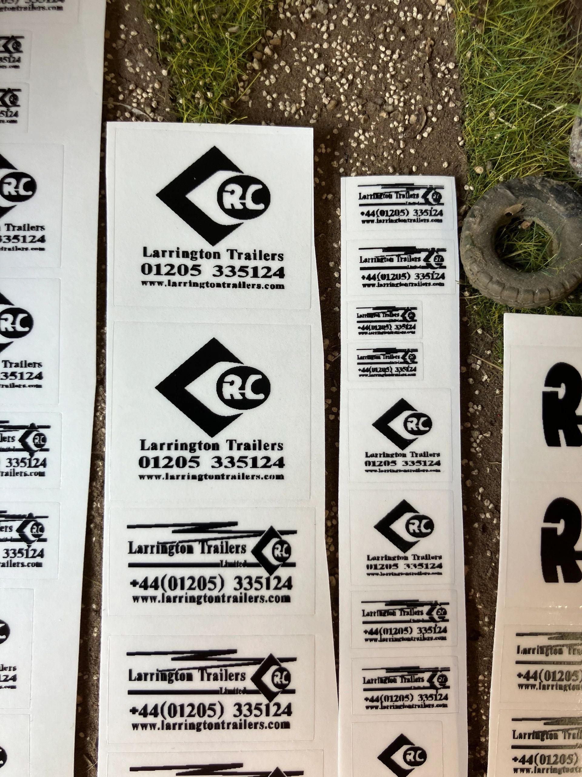 1:32 scale High quality vinyl pack 36 x sticker set Larrington Trailers root king RC farm machinery decals 1:32 scale Image 7