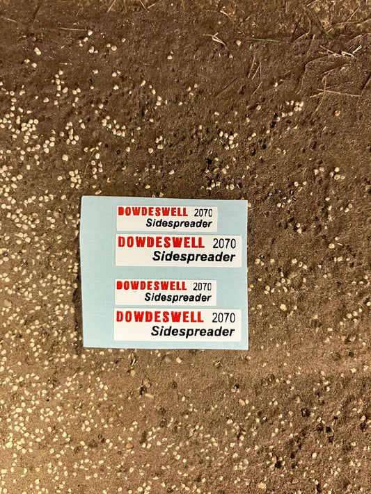 1:32 scale High quality vinyl pack 4 x sticker set Dowdeswell 2070 Side spreaderfarm machinery decals 1:32 scale Image 2