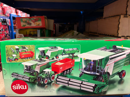 Vintage Siku 4250 Fendt 8350 AL Combine Harvester 2001 1:32 Scale – Boxed Obsolete