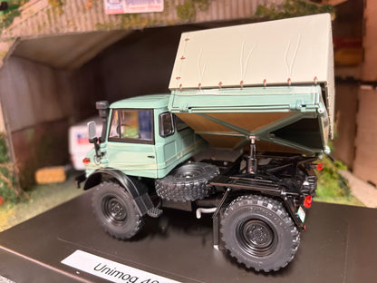 Weise Toys Unimog 406 (U84) closed hood NEW boxed in 1:32 scale Mercedes Benz