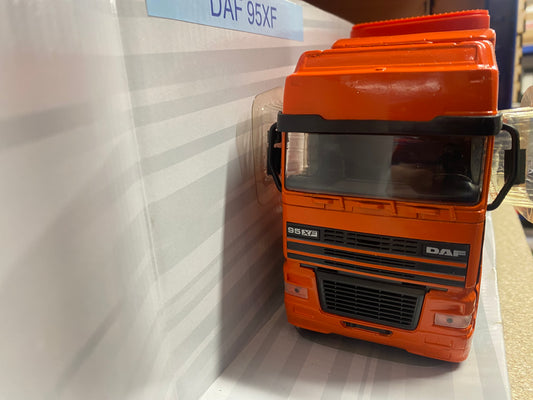 Fast Lane Toys R Us DAF Truck Transporter 1:32 scale boxed OBSOLETE 2007