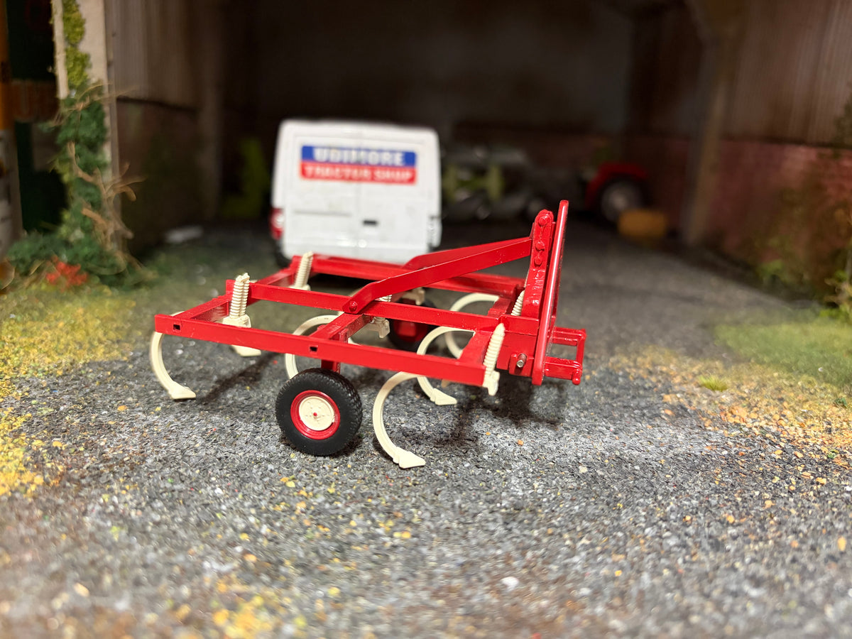 Replicagri International IH Chisel 55 Cultivator REP111 1:32 Scale