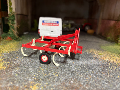 Replicagri International IH Chisel 55 Cultivator REP111 1:32 Scale