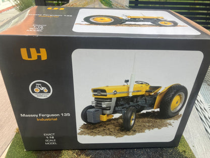 2822 Universal Hobbies Industrial Massey Ferguson 135 tractor BOXED 1:16 scale Image 8