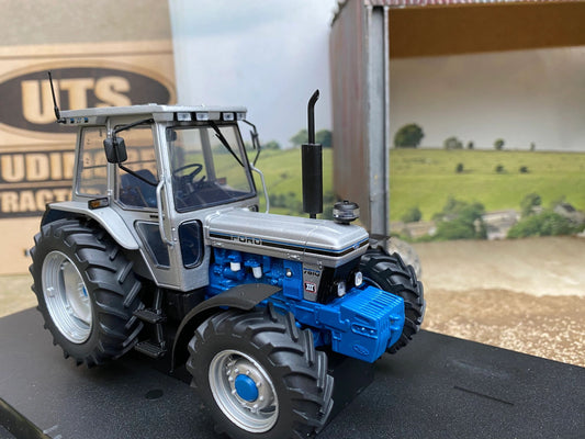2882 Ford Jubilee 7810 Tractor 1:32 scale Farm Universal Hobbies NEW BOXED Image