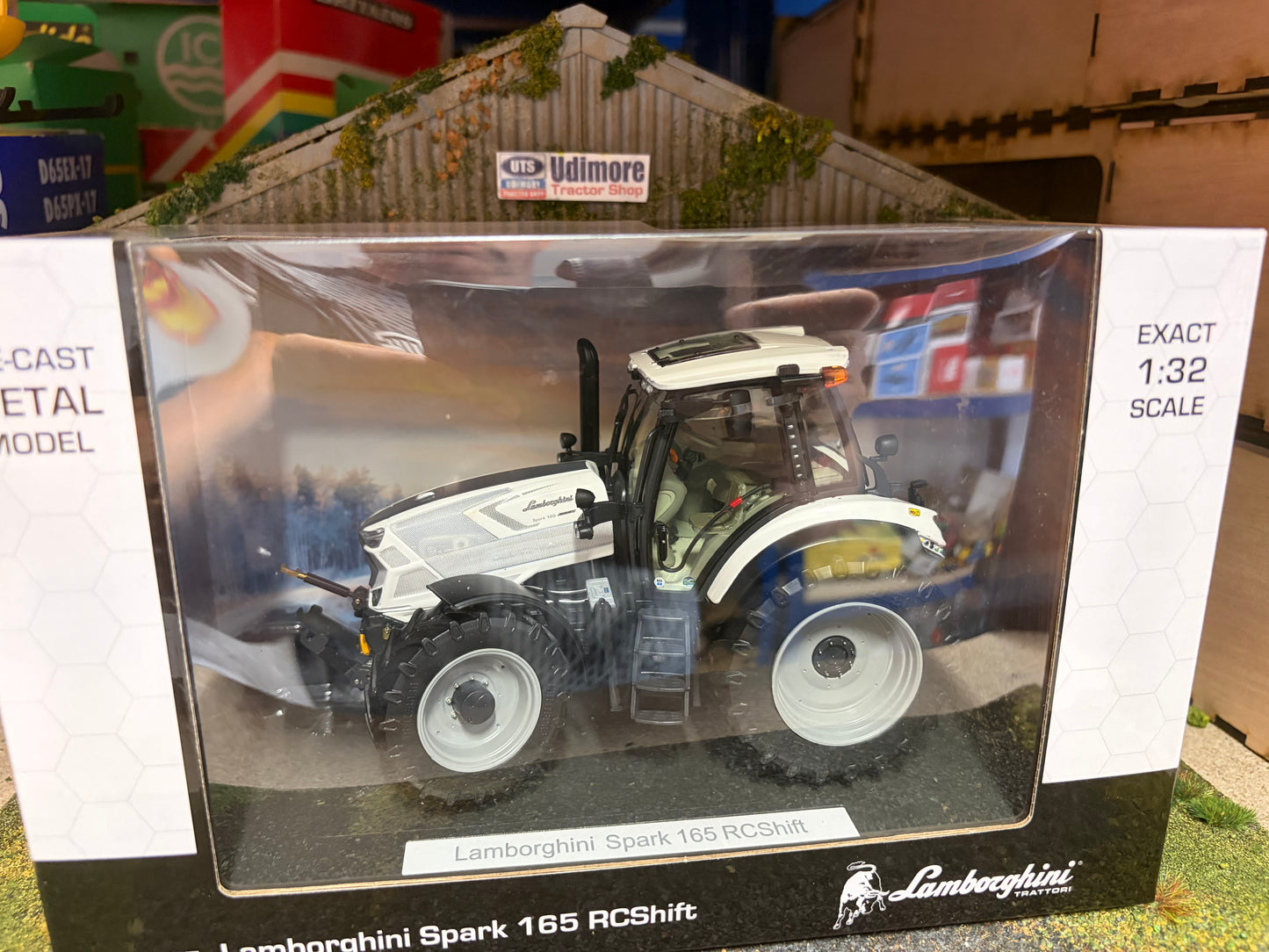 Weise Toys Lamborghini Spark 165 Tractor NEW boxed in 1:32 scale