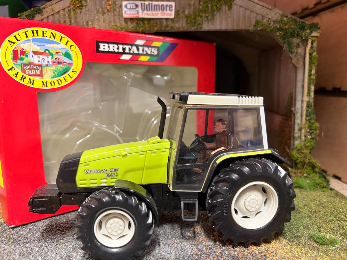RARE Britains 00236 Valmet 8950 Claas Green Limited Edition 1 of 2300 1:32 – Boxed Obsolete