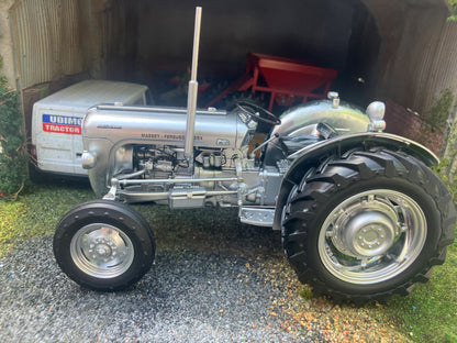 2981 Universal Hobbies Brushed metal silver Massey Ferguson 35x tractor BOXED 1:16 scale Limited Edition Image 5