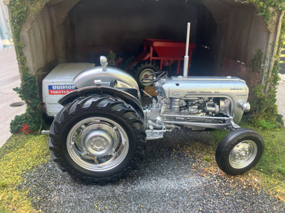 2981 Universal Hobbies Brushed metal silver Massey Ferguson 35x tractor BOXED 1:16 scale Limited Edition Image 7