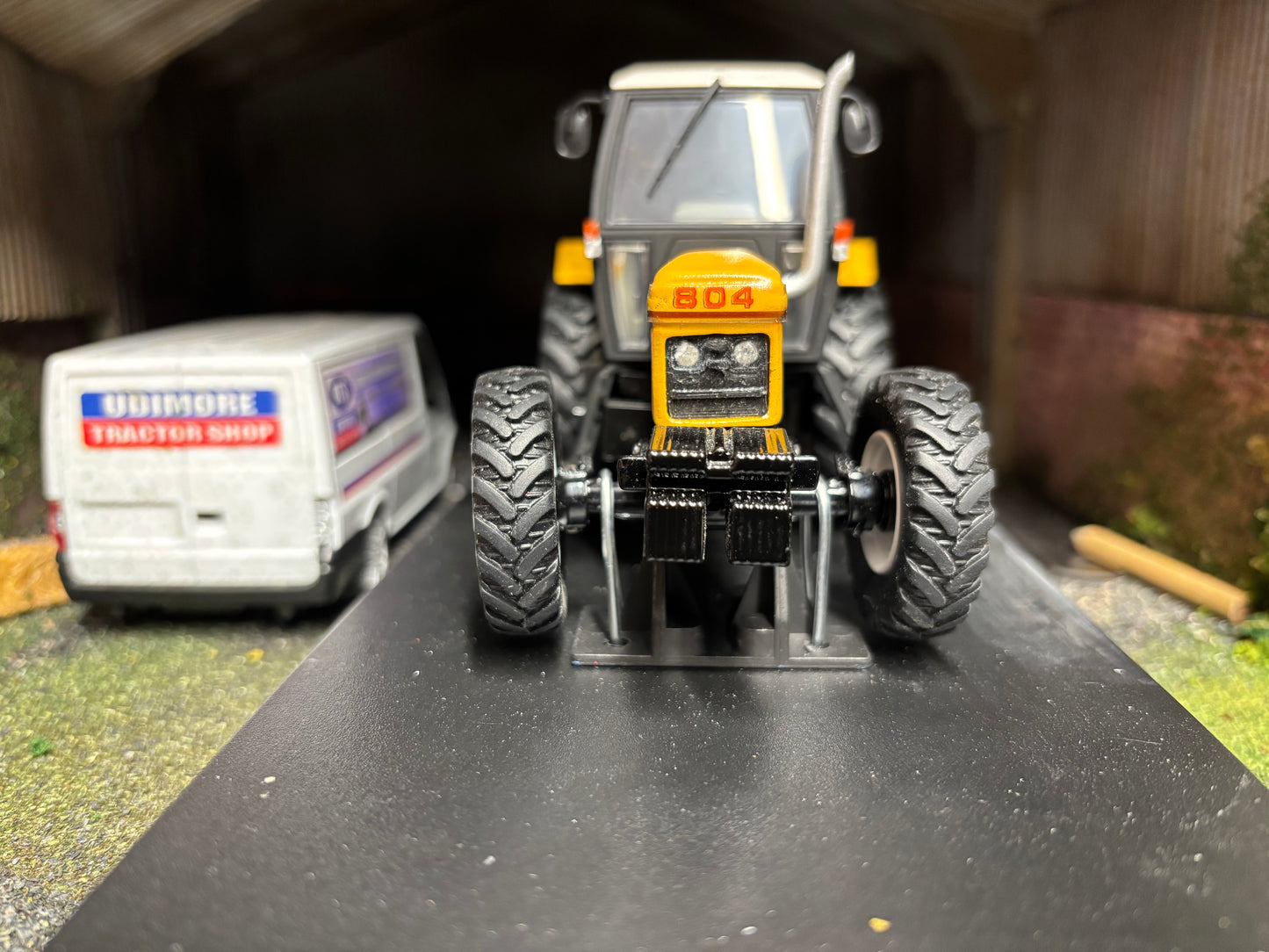 1981 Harvest Gold Leyland 804 Tractor Conversion version 1:32 scale