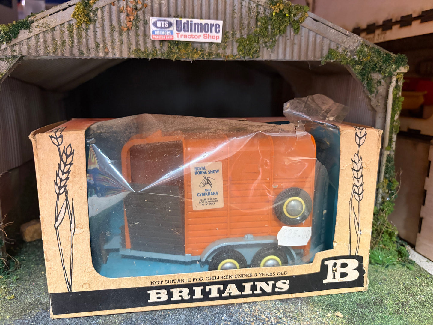 Vintage Britains Double Horsebox Trailer Royal Horse Show 9562 Early Straw Box 1:32 Scale Obsolete