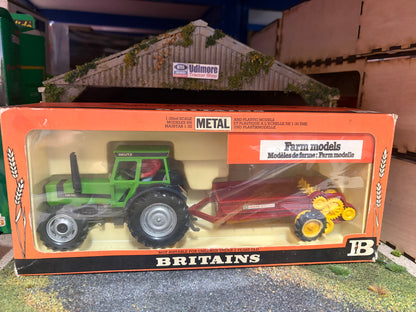 Vintage Britains Deutz DX110 Tractor & Manure Spreader Straw Box 9596 Original Box Obsolete 1:32 Scale
