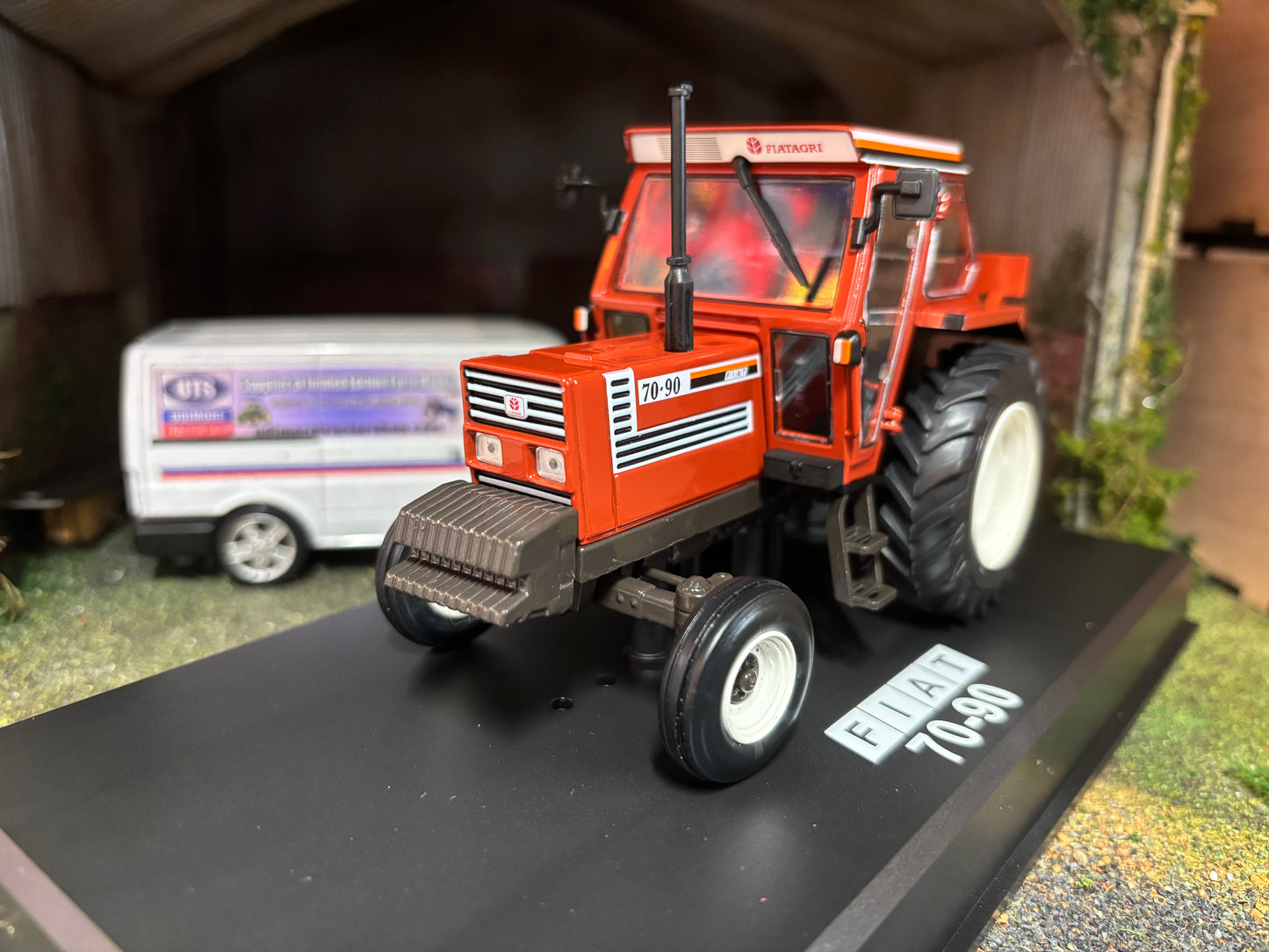 REP258 Replicagri Fiat 70-90 DT tractor 1:32 scale Boxed