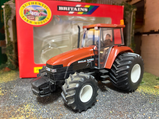 Britains New Holland Fiatagri M160 Floatations Tractor 9445 1:32 scale obsolete