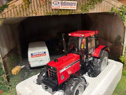 CASE International 1255 XL tractor 1:32 scale Schuco New and boxed