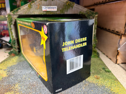 Britains 40062 John Deere 3200 Telehandler 2002 Version 1:32 – Dealer Box Obsolete