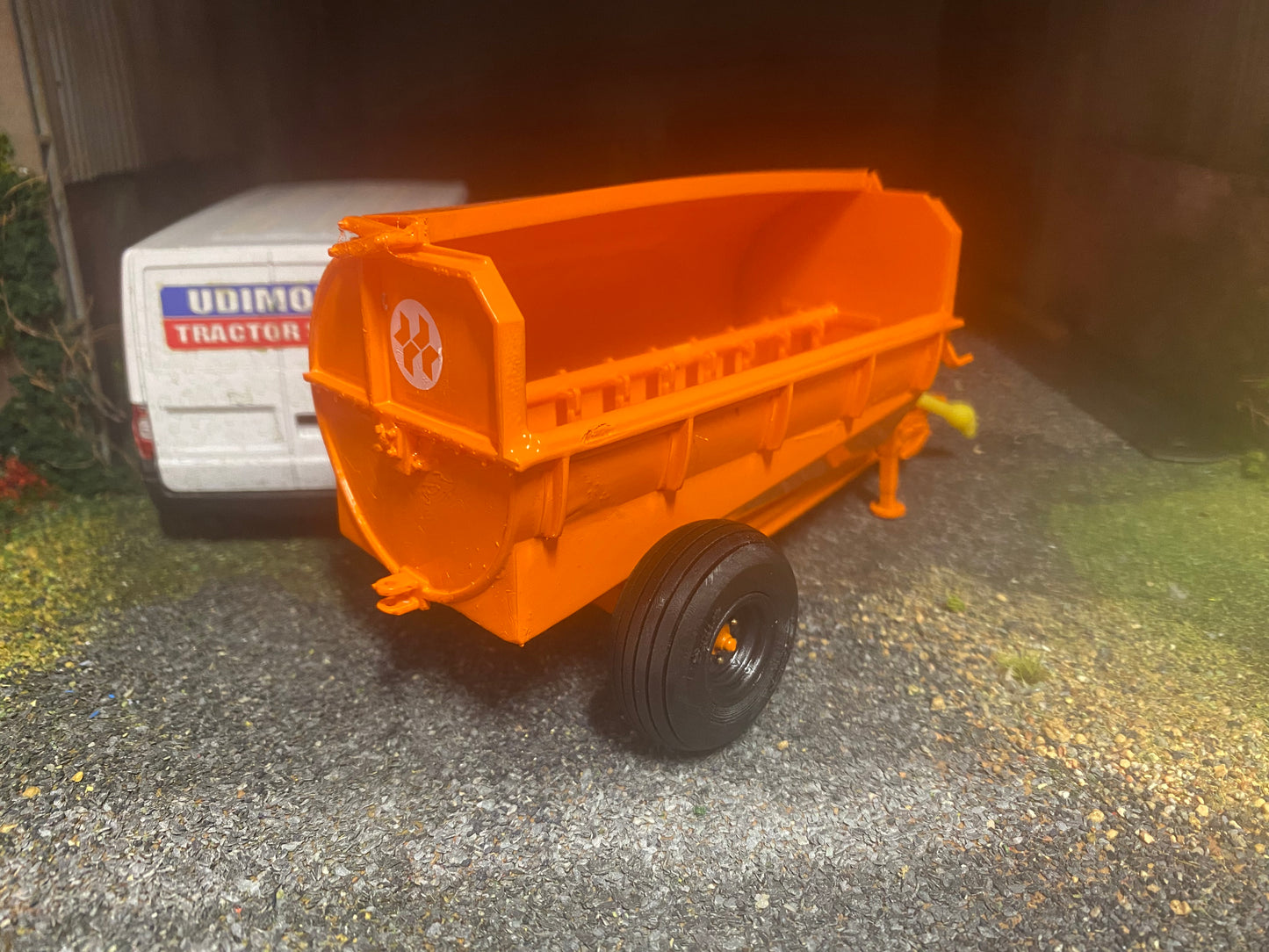 Scratch built Howard 250 mk 1  Rotaspreader scale 1:32 scale 2nd VERSION Manure muck