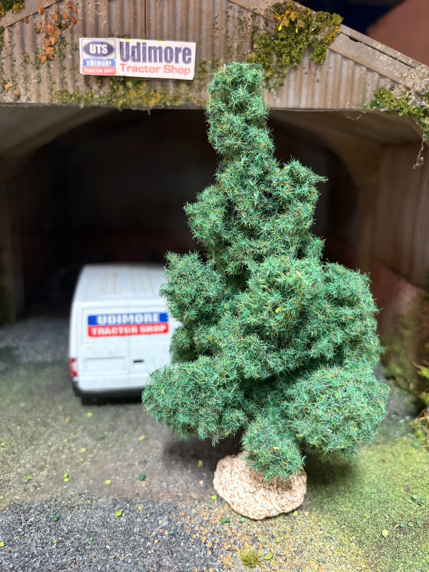 05610 Larch Conifer Hand Made Tree 12cm Artisan32 1:32 scale diorama