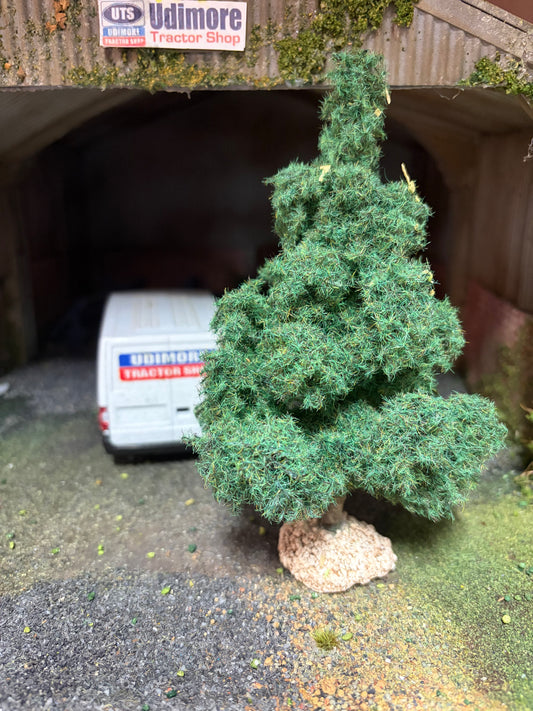 05610 Larch Conifer Hand Made Tree 12cm Artisan32 1:32 scale diorama