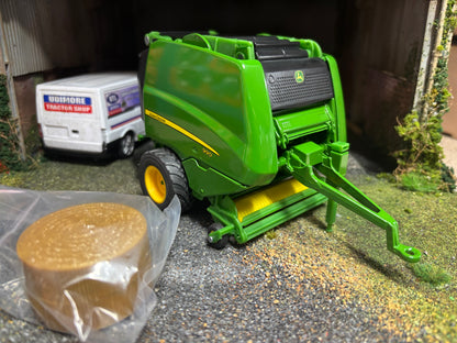 John Deere 990 Round baler 1:32 scale boxed Siku 2465