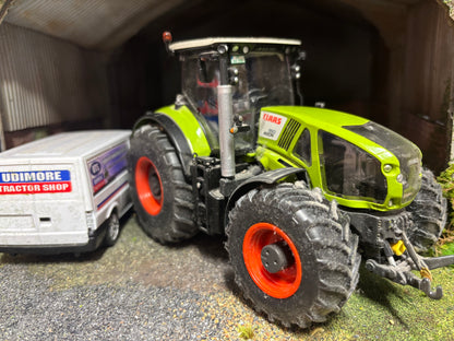 LIMITED EDITION Wiking Claas Axion 950 TRELLEBORG tyres tractor 1:32 scale Boxed OBSOLETE