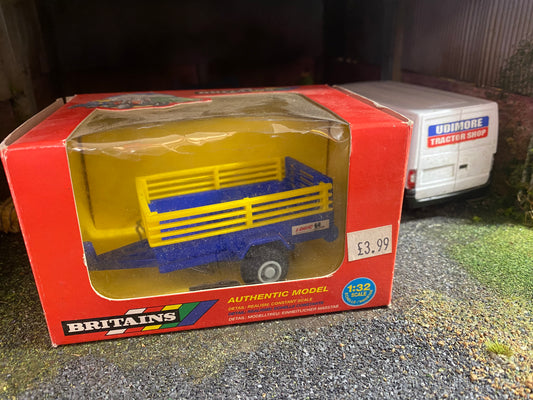 9413 Vintage RARE Blue Logic Trailer 1:32 scale boxed